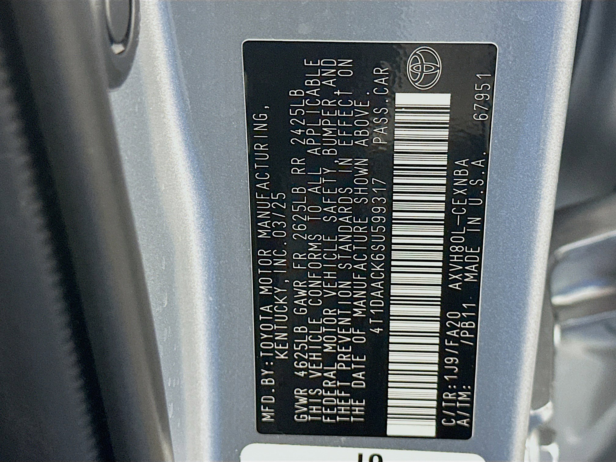 Used 2025 Toyota Camry LE image 12