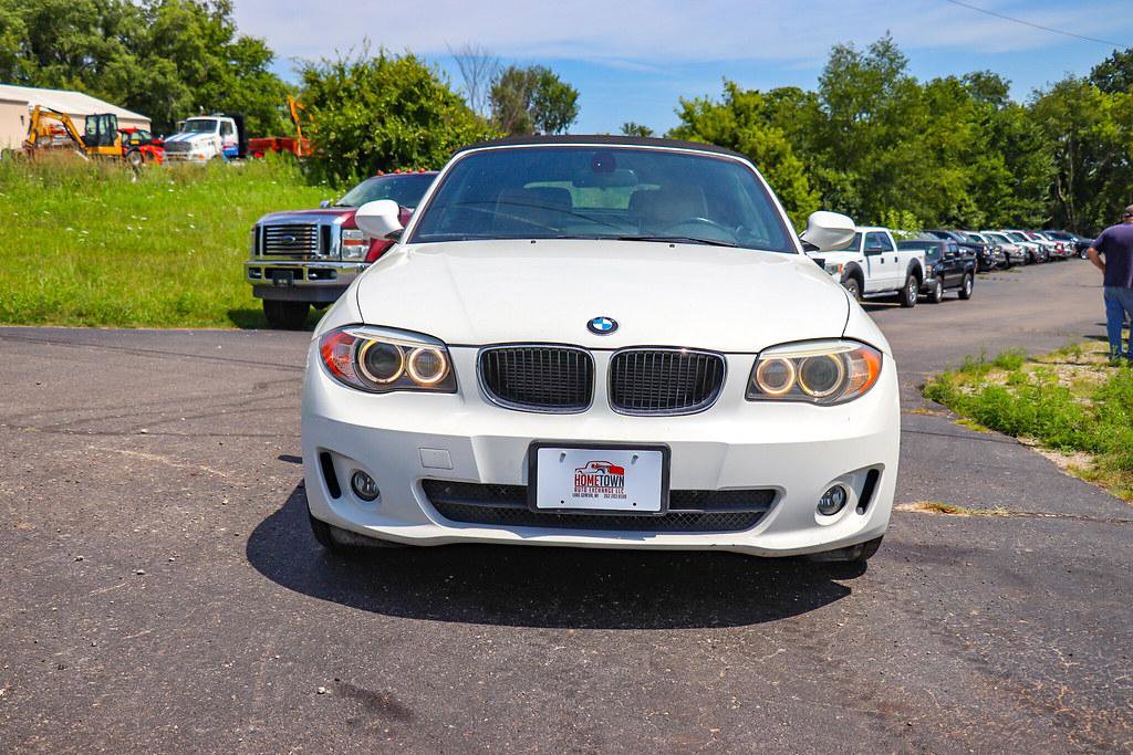 Used 2012 BMW 128i Convertible RWD image 11