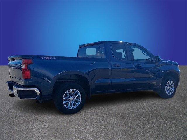 Used 2023 Chevrolet Silverado 1500 LT image 4