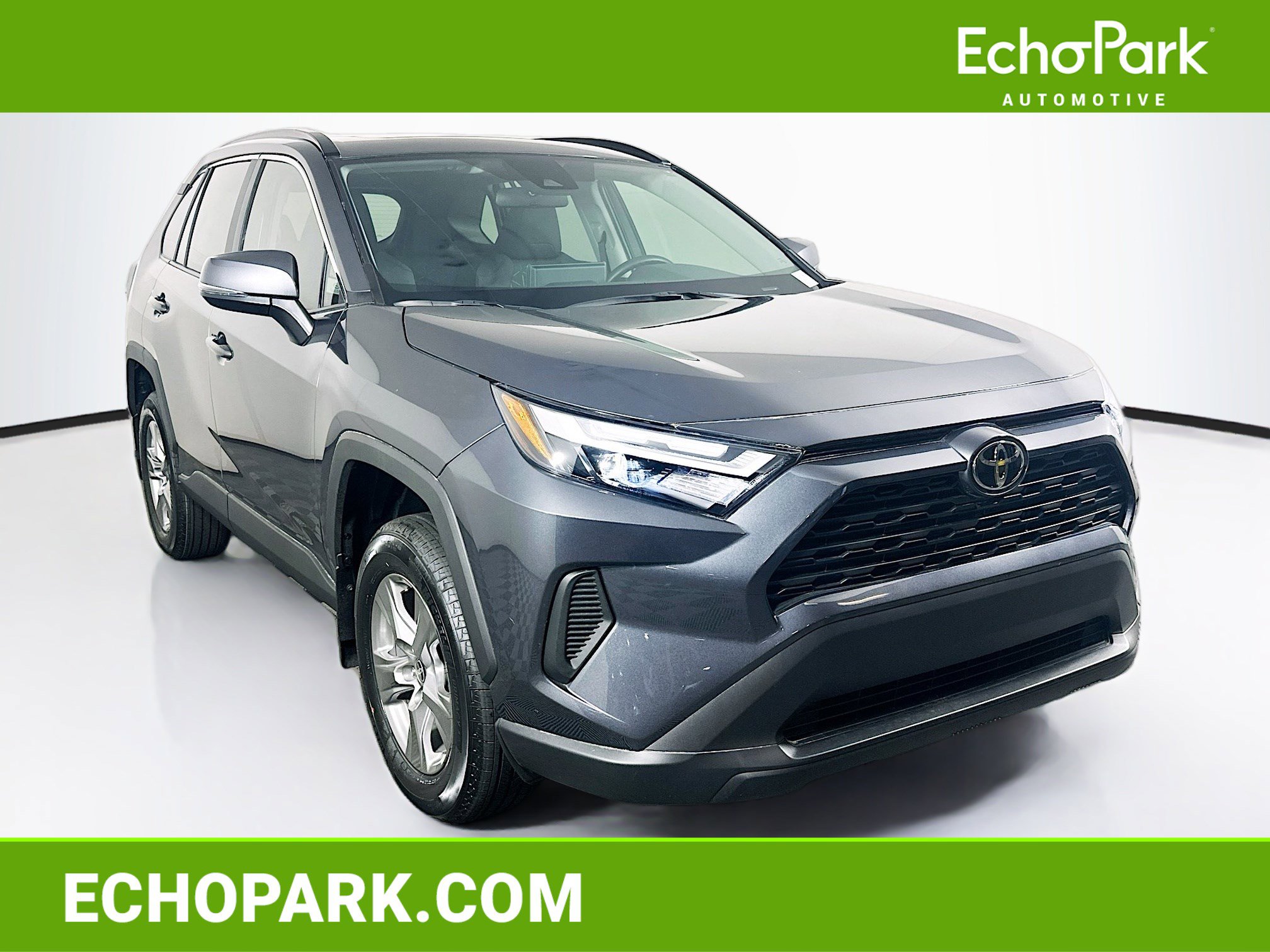 Used 2025 Toyota RAV4 XLE w/ Convenience Package FWD image 1