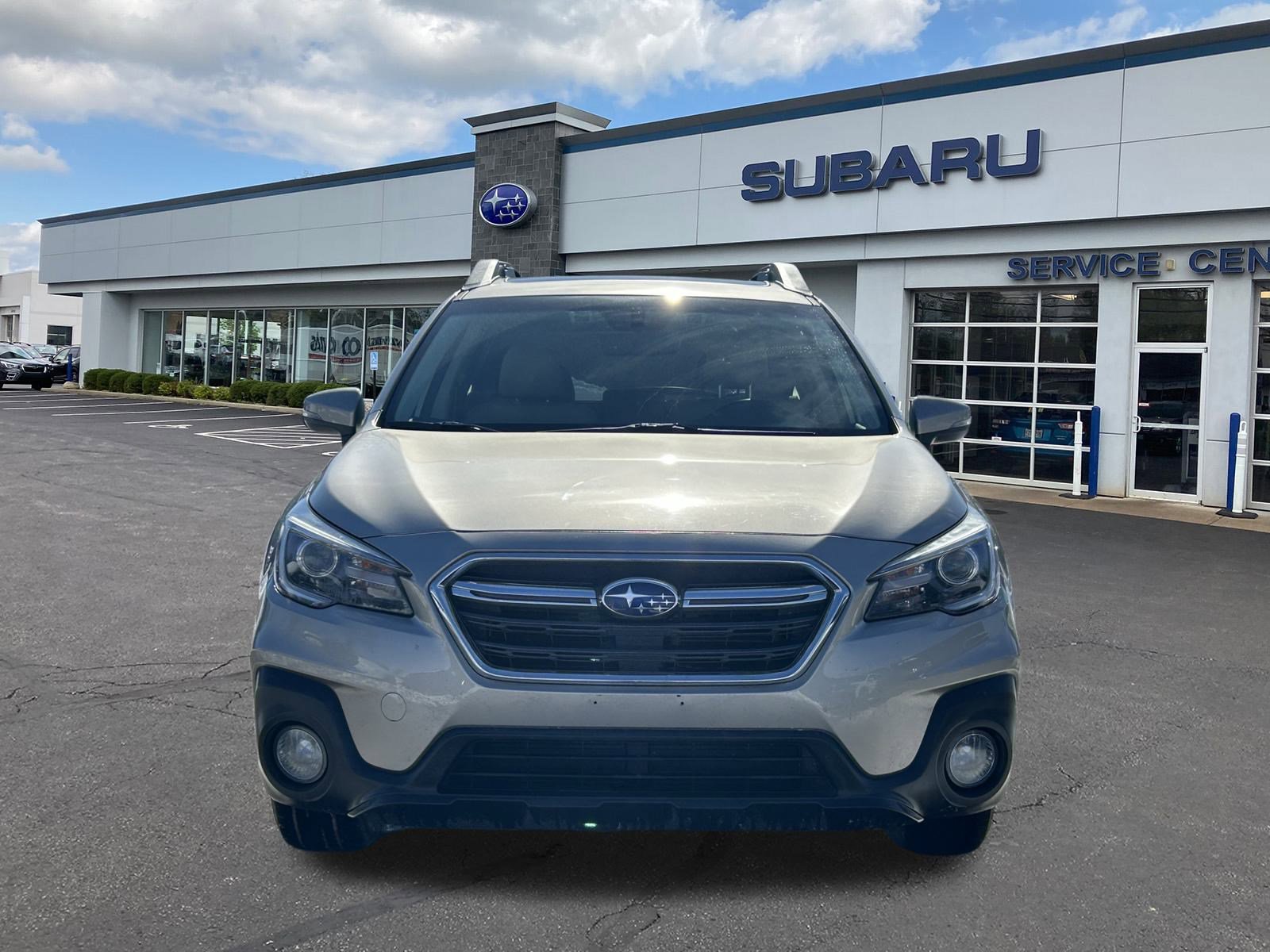 Used 2019 Subaru Outback 2.5i Limited w/ Popular Package #2 image 2