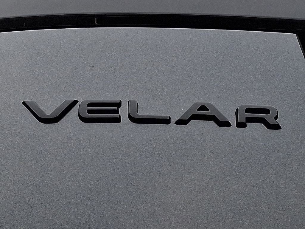 New 2026 Land Rover Range Rover Velar Dynamic SE image 23