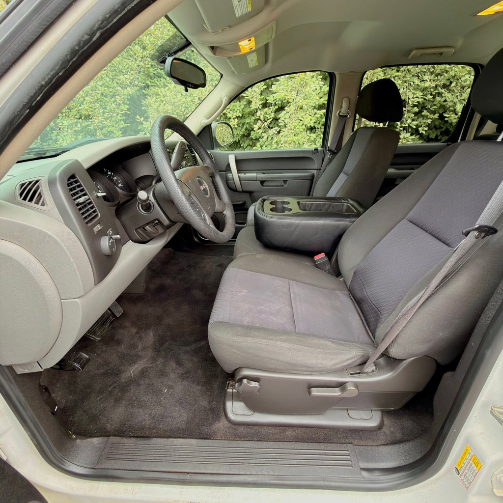 Used 2010 GMC Sierra 1500 SL RWD image 9