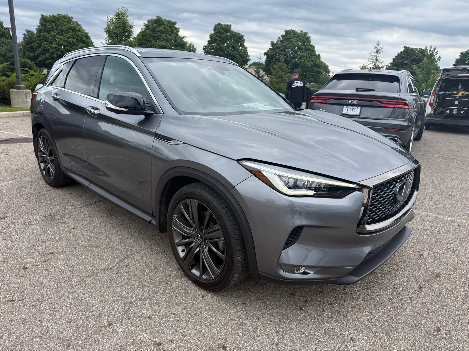 Used 2020 INFINITI QX50 Essential w/ Edition 30 Package AWD/4WD image 3