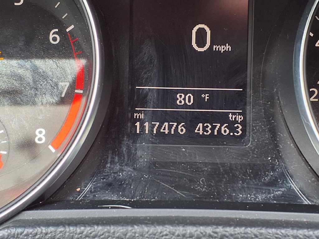 Used 2018 Volkswagen Passat 2.0T S FWD image 28