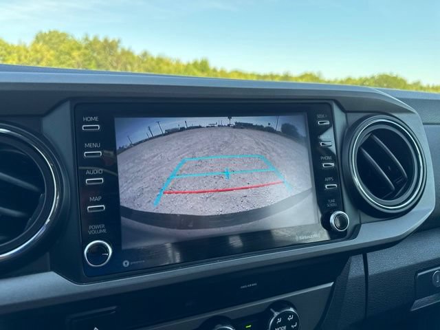 Used 2020 Toyota Tacoma TRD Off-Road AWD/4WD image 19