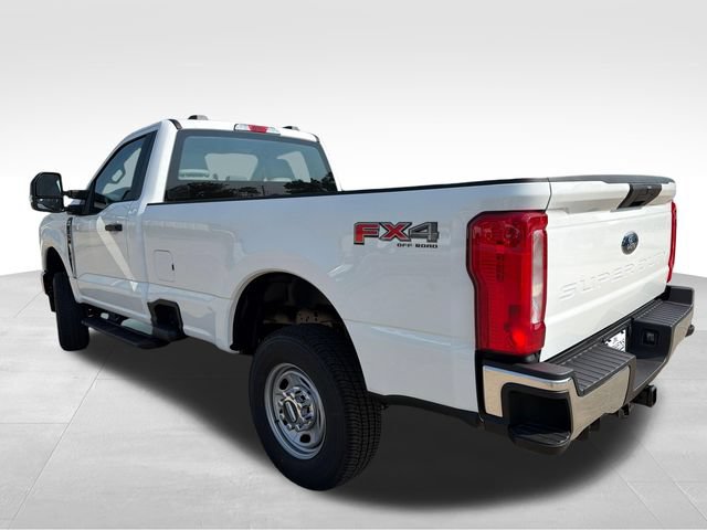New 2026 Ford F250 XL w/ FX4 Off-Road Package AWD/4WD image 4