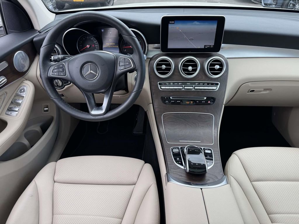 Used 2018 Mercedes-Benz GLC 300 4MATIC image 14
