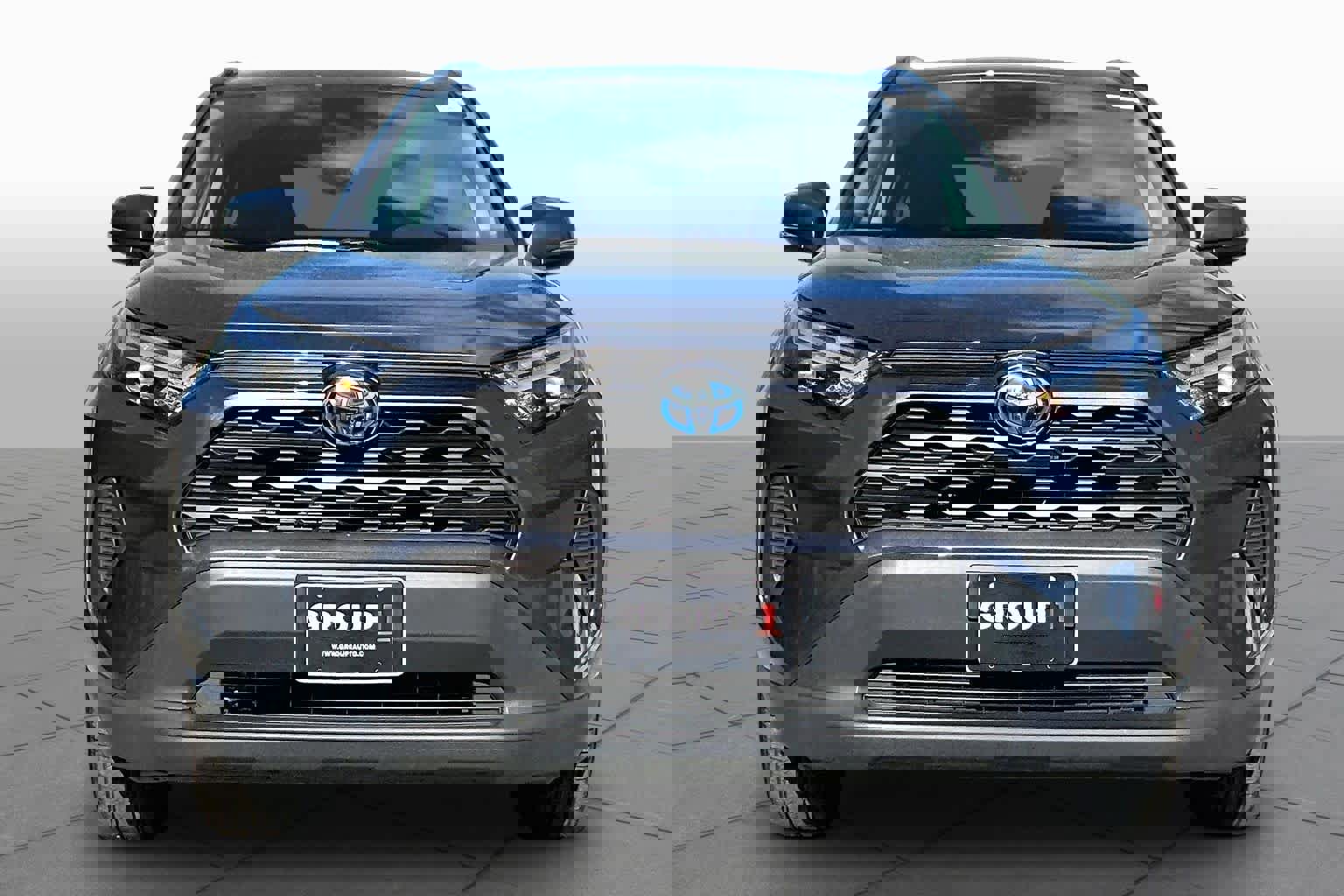 Certified 2024 Toyota RAV4 XLE w/ Convenience Package image 4