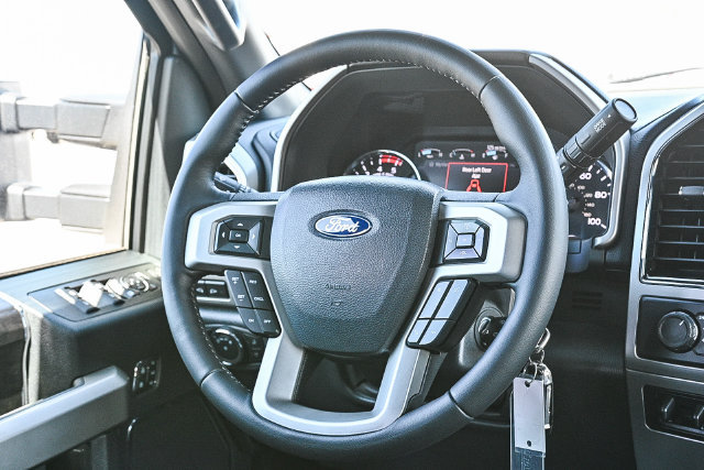 Certified 2022 Ford F550 4x4 Crew Cab Super Duty image 15