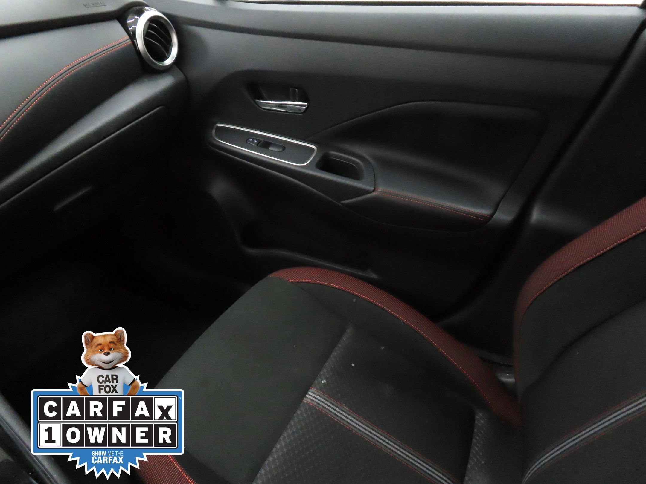 Used 2025 Nissan Versa SR w/ Trunk Package FWD image 19