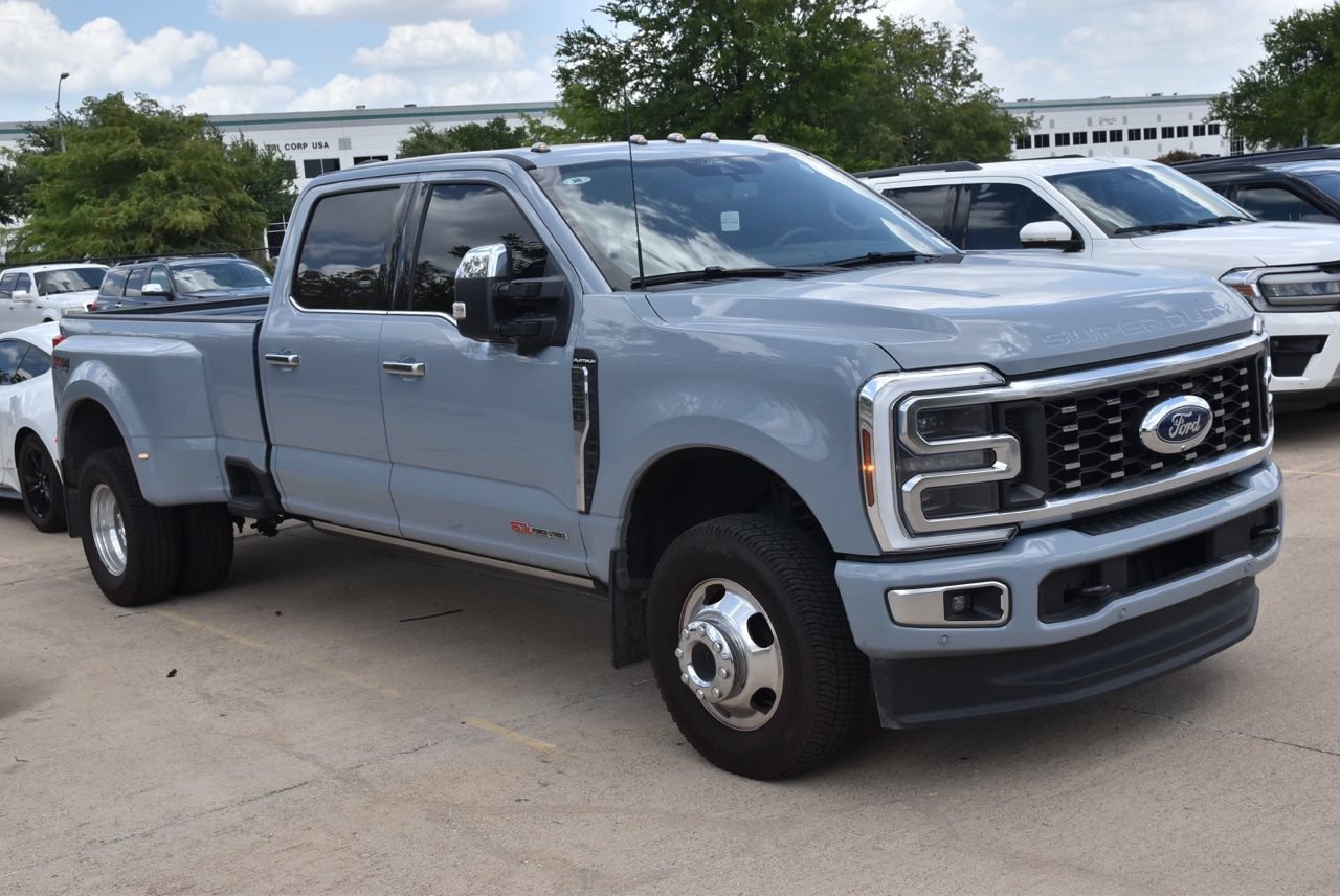 Used 2026 Ford F350 Platinum w/ Platinum Plus Package AWD/4WD image 4