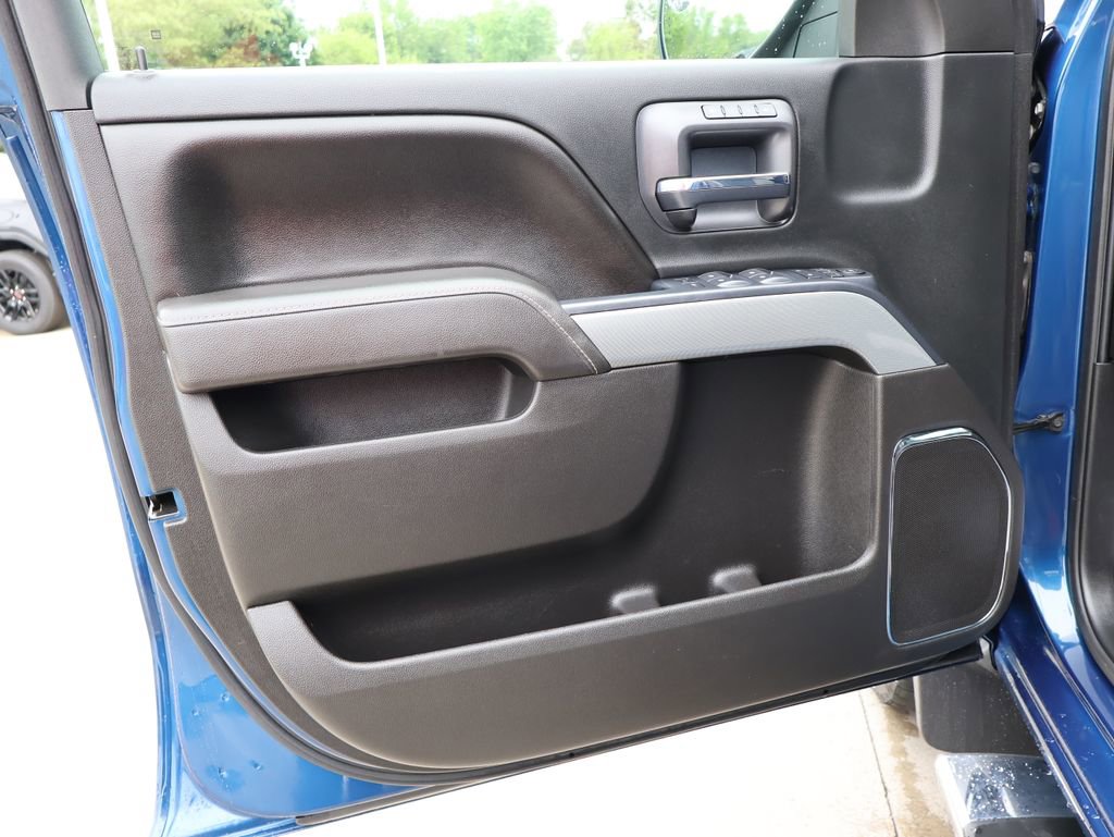 Used 2017 Chevrolet Silverado 1500 LTZ Z71 AWD/4WD image 11
