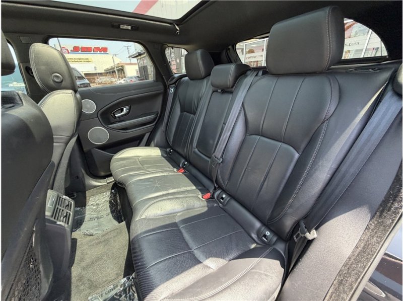 Used 2018 Land Rover Range Rover Evoque SE AWD/4WD image 22