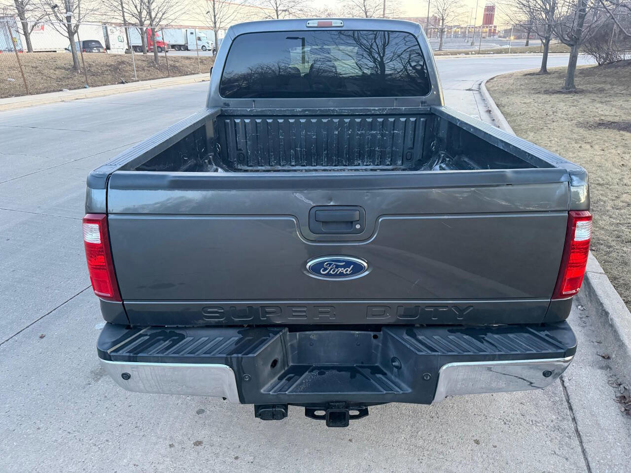 Used 2015 Ford F250 XLT w/ XLT Premium Package image 5