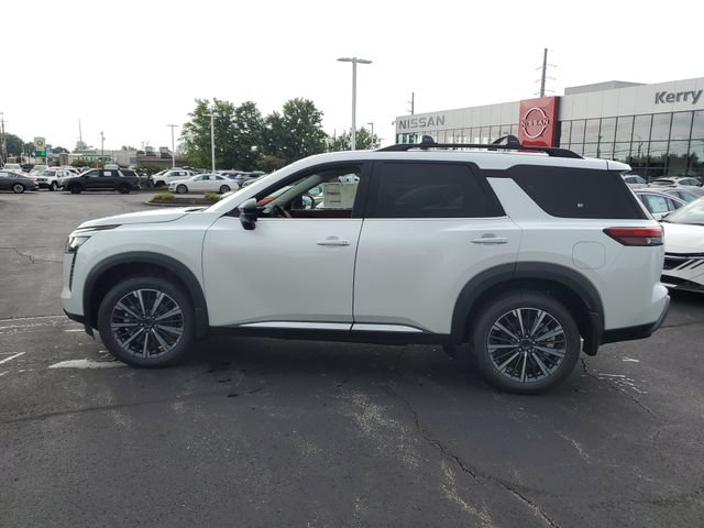 New 2026 Nissan Pathfinder Platinum AWD/4WD image 4