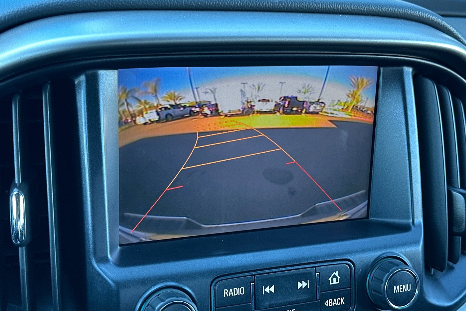 Used 2015 Chevrolet Colorado Z71 image 24