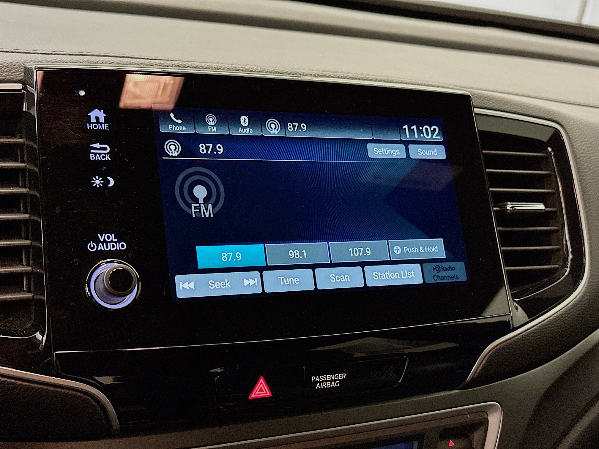 Used 2023 Honda Passport EX-L image 21