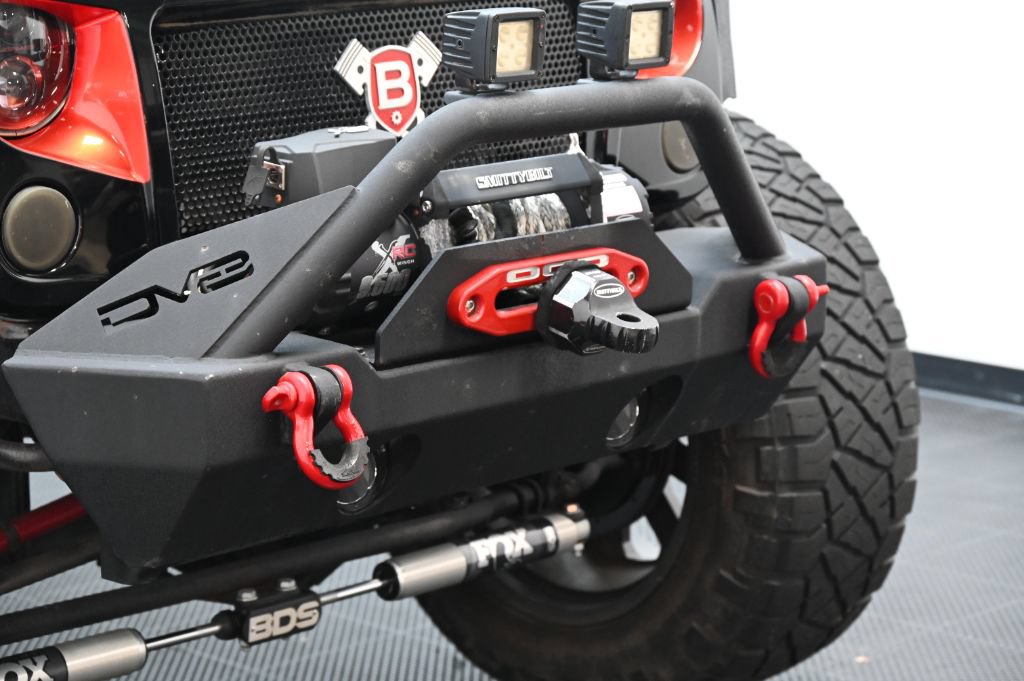 Used 2018 Jeep Wrangler Unlimited Rubicon w/ Cold Weather Group AWD/4WD image 9