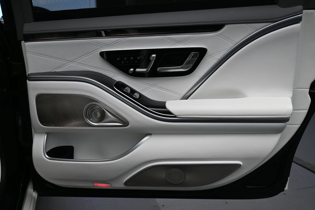 Used 2023 Mercedes-Benz Maybach S 580 4MATIC image 27