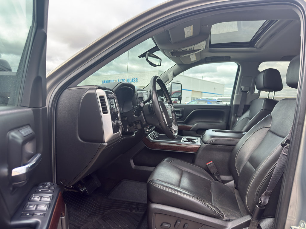 Used 2017 GMC Sierra 1500 SLT w/ SLT Premium Package AWD/4WD image 12