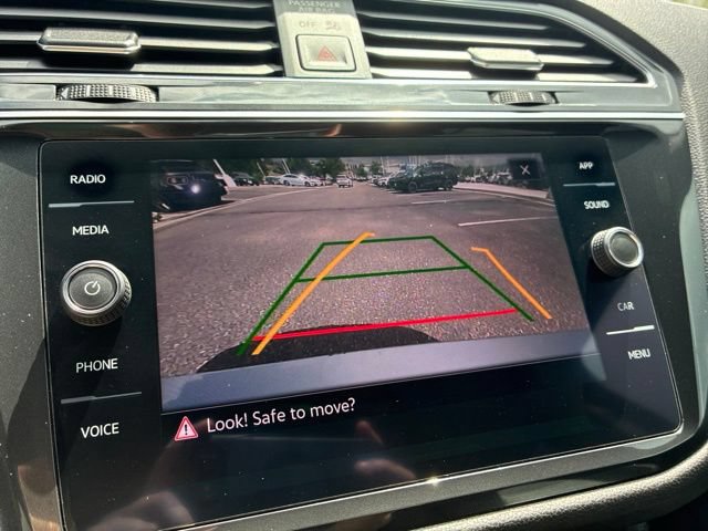 Used 2021 Volkswagen Tiguan SE R-Line AWD/4WD image 30