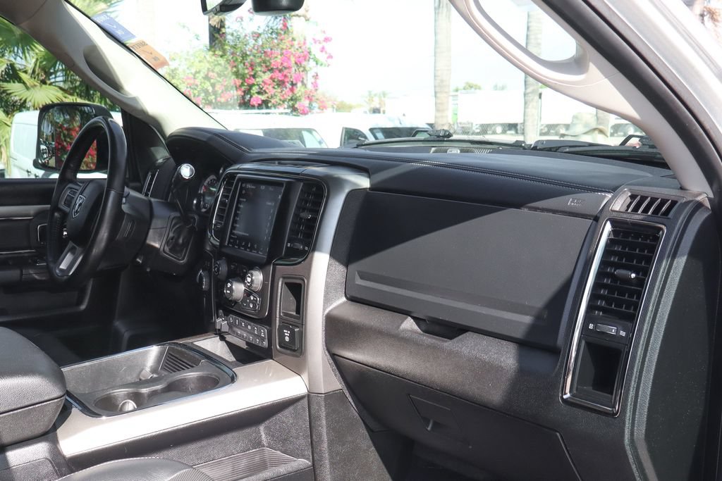 Used 2018 RAM 2500 Laramie w/ Sport Appearance Group AWD/4WD image 36