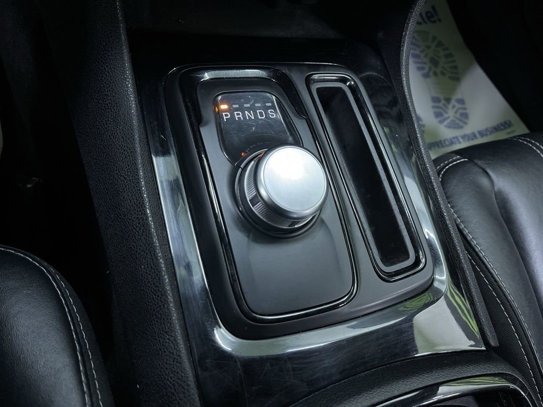 Used 2017 Chrysler 300 S image 23