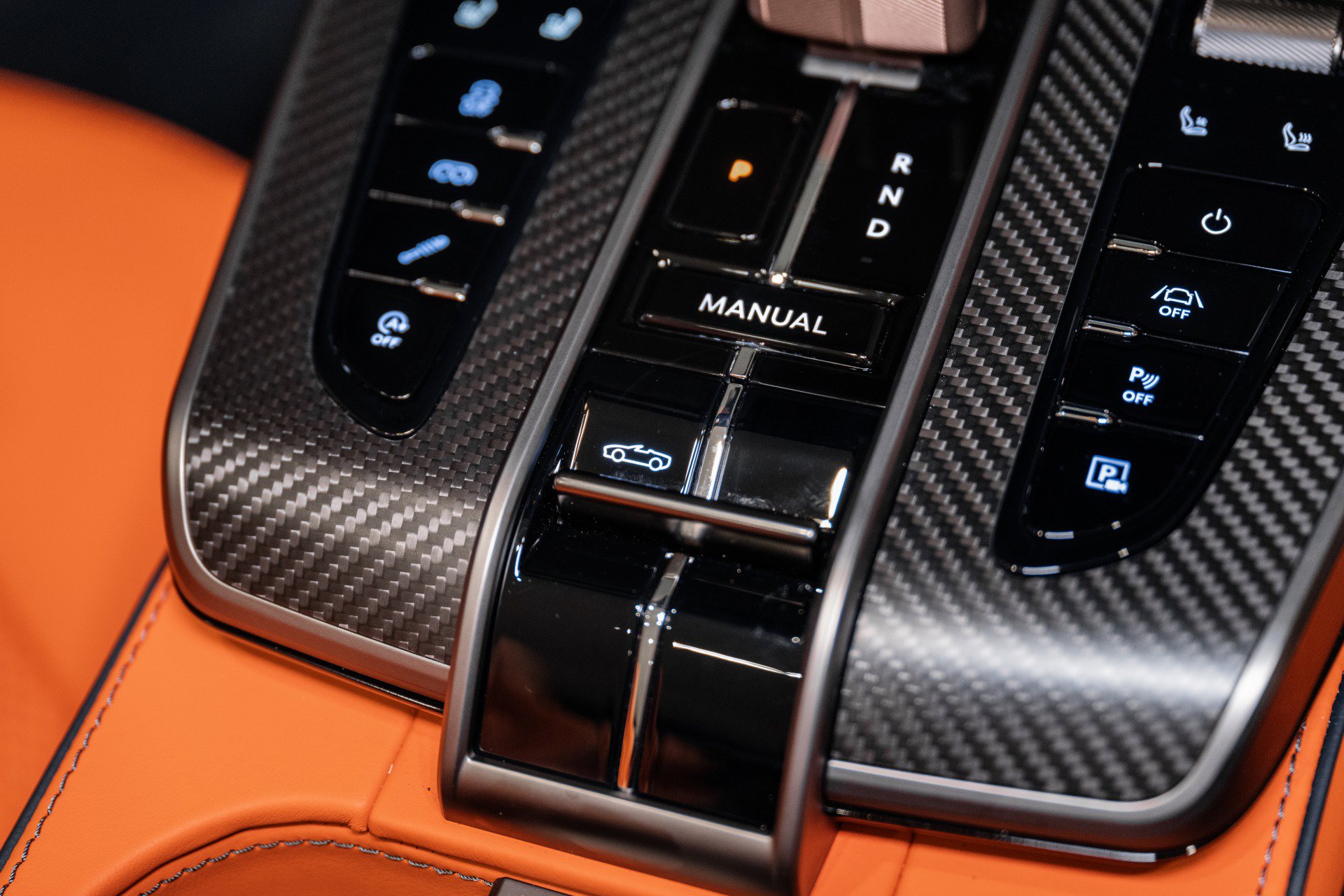 New 2026 Aston Martin Vanquish Convertible image 35