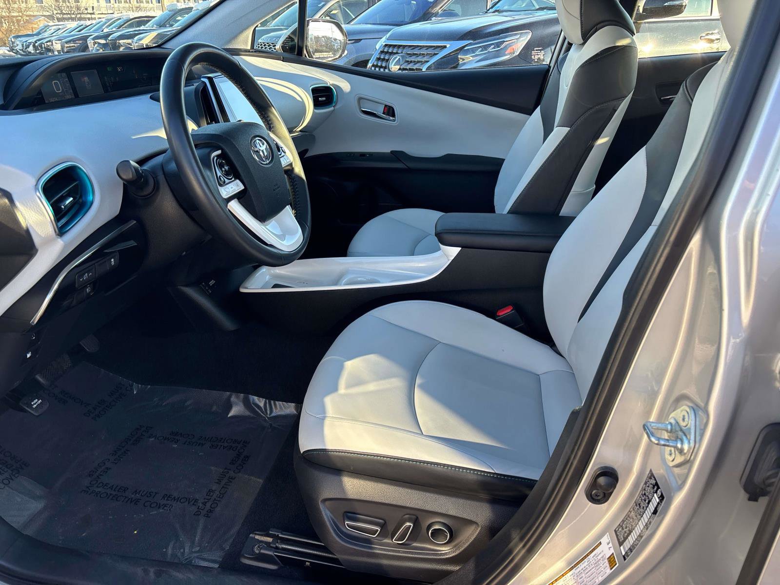 Used 2017 Toyota Prius Prime Premium w/ Carpet Mat Package FWD image 7