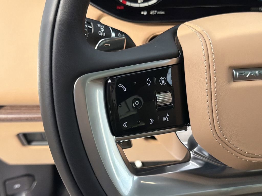 New 2026 Land Rover Range Rover Long Wheelbase SE image 23