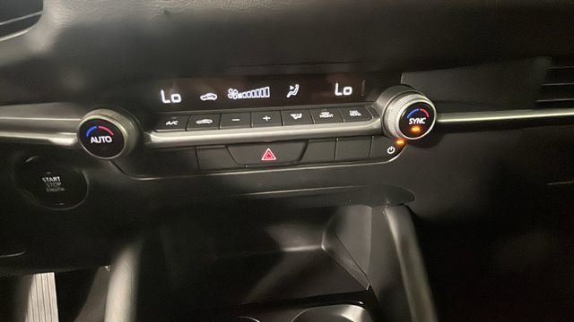 Used 2024 MAZDA MAZDA3 s FWD image 21