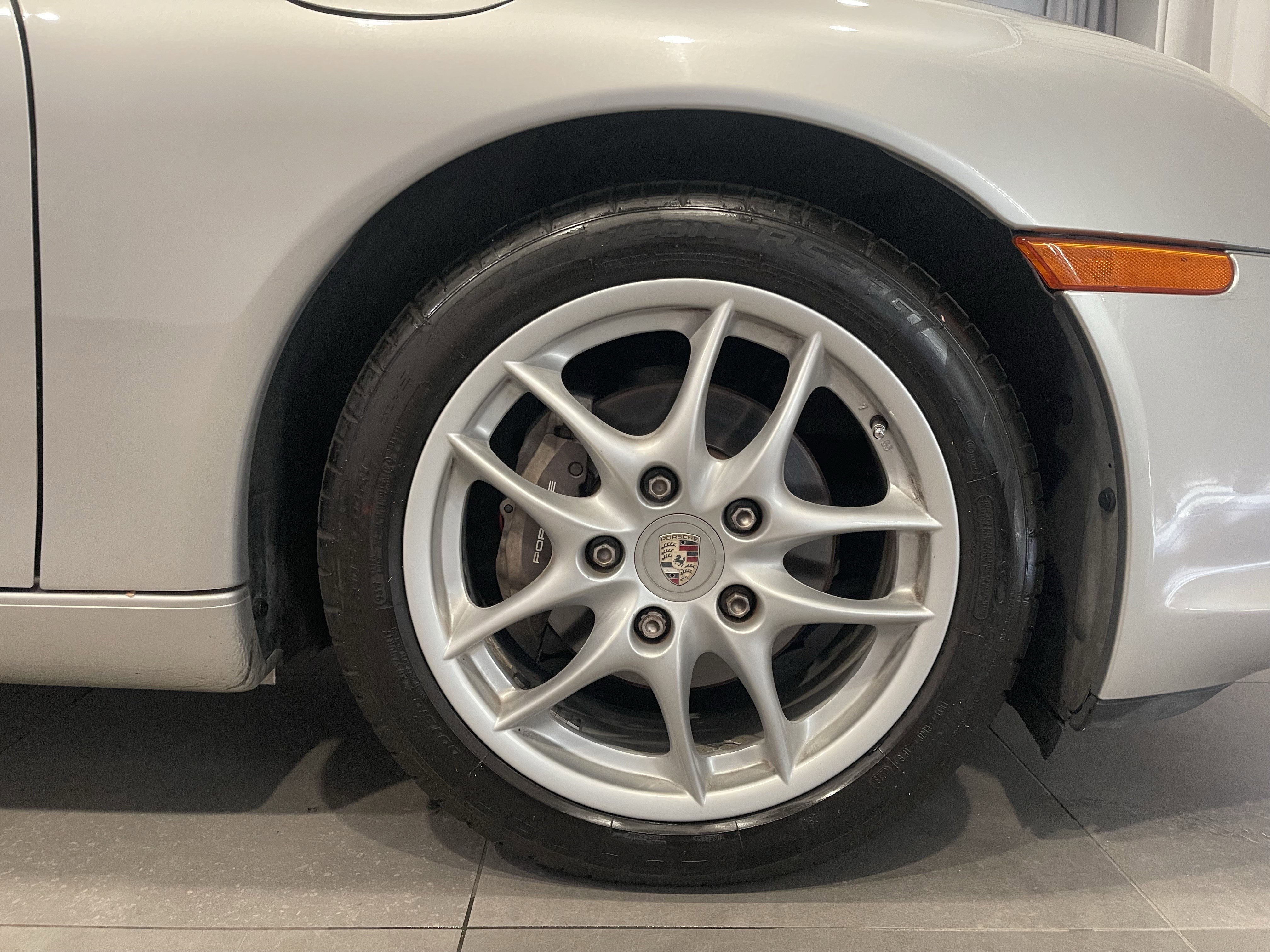 Used 2003 Porsche Boxster RWD image 10