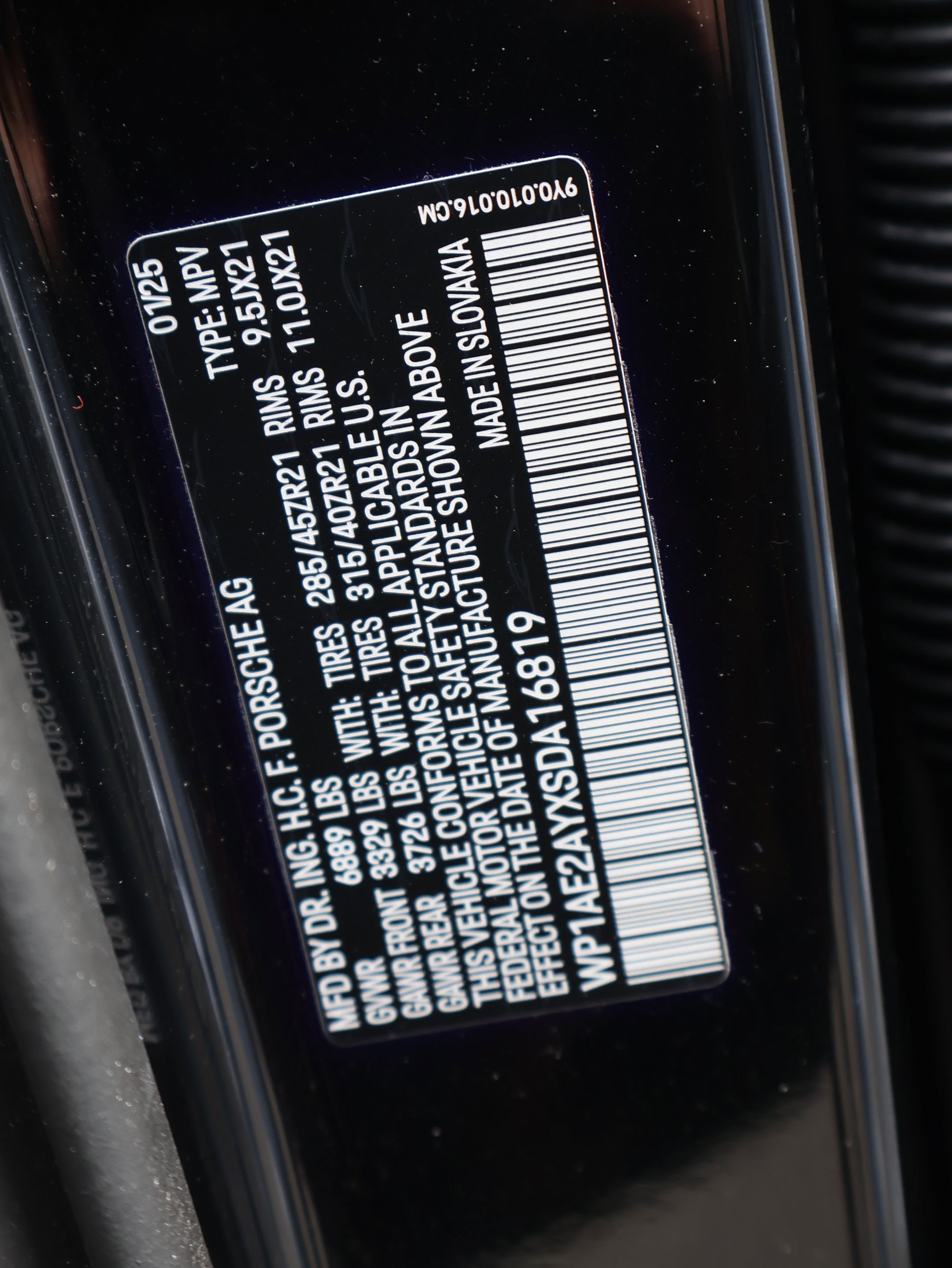 Used 2025 Porsche Cayenne E-Hybrid image 31