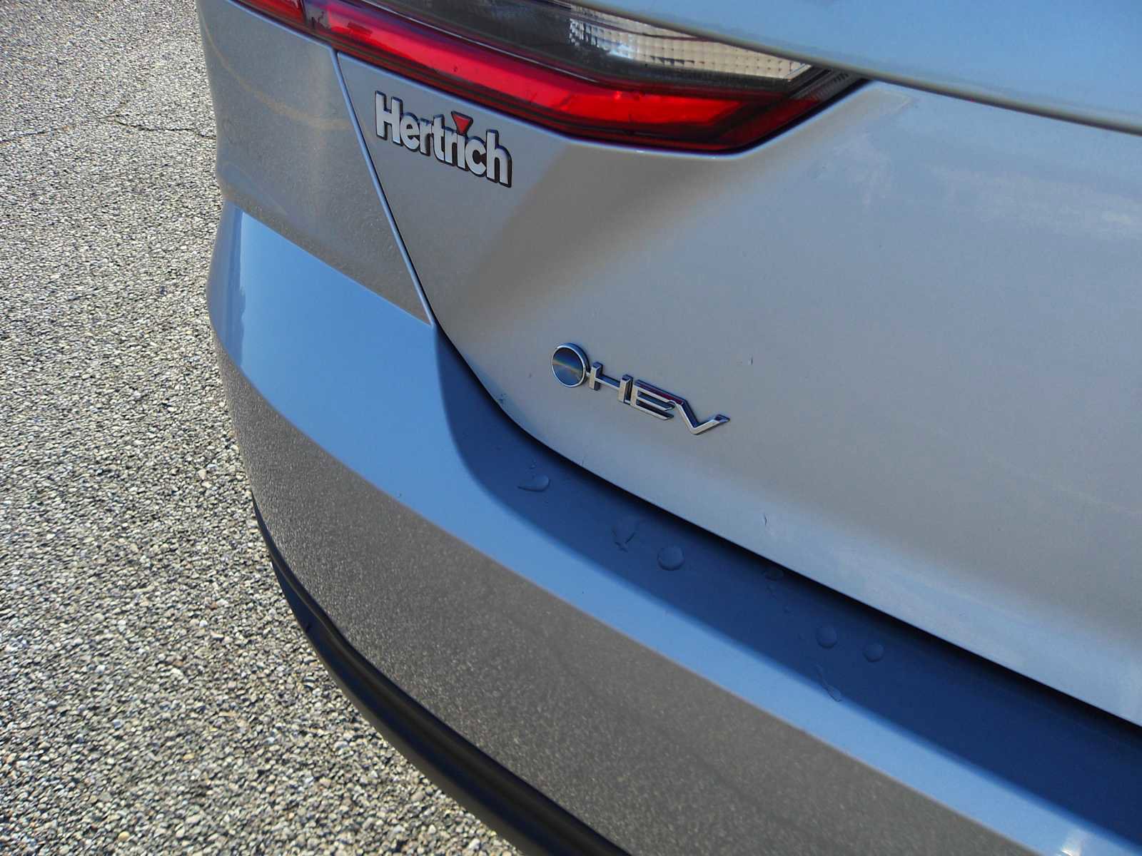 Used 2025 Toyota Camry LE image 10