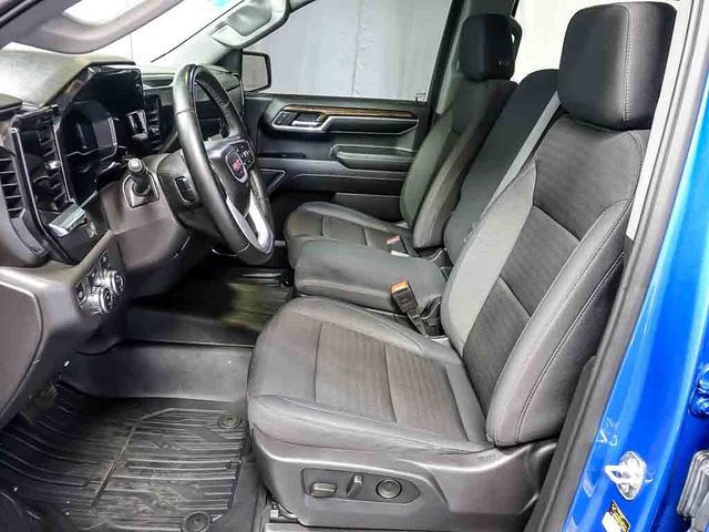 Certified 2024 GMC Sierra 1500 Elevation w/ LPO, Elevation Black Package AWD/4WD image 11