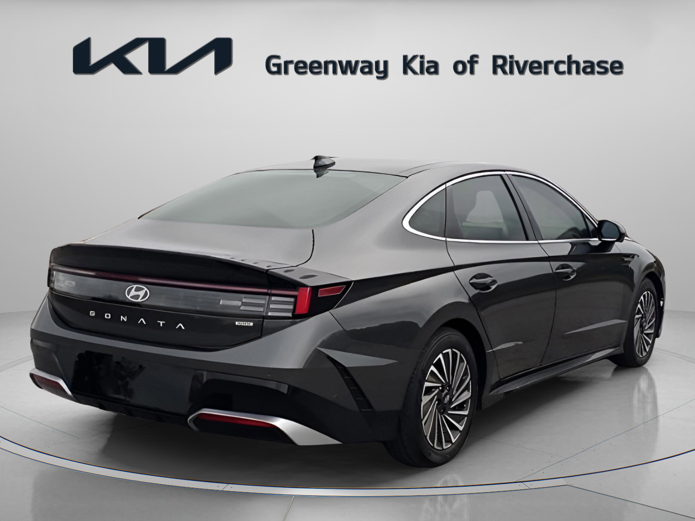 Used 2025 Hyundai Sonata Limited image 8