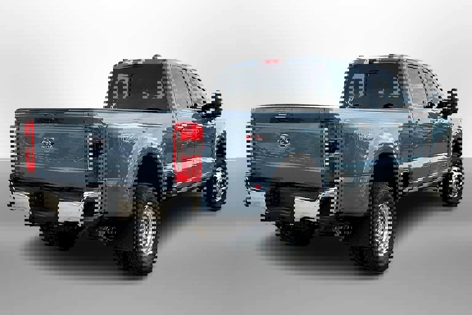 Used 2023 Ford F350 Lariat w/ Lariat Ultimate Package image 11