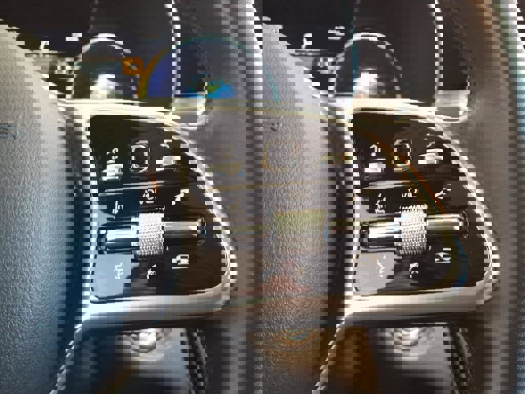 Used 2022 Mercedes-Benz GLC 300 4MATIC image 15