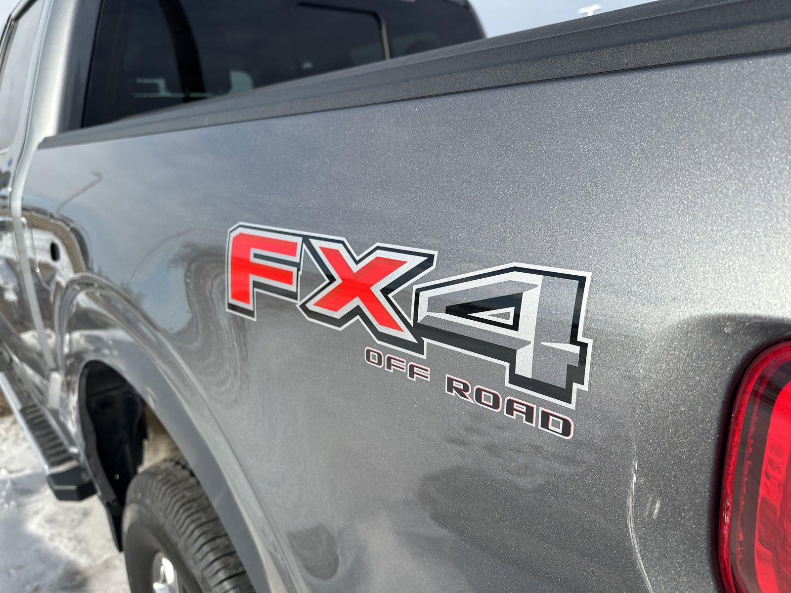 Used 2022 Ford F150 Lariat image 8