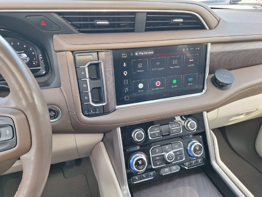 Used 2023 GMC Yukon XL Denali w/ Denali Reserve Package RWD image 18