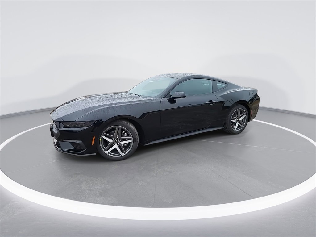 New 2026 Ford Mustang Coupe image 4