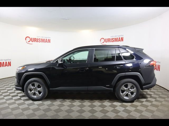 Used 2025 Toyota RAV4 XLE image 7