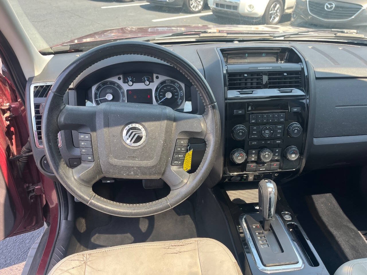 Used 2010 Mercury Mariner Premier FWD image 18