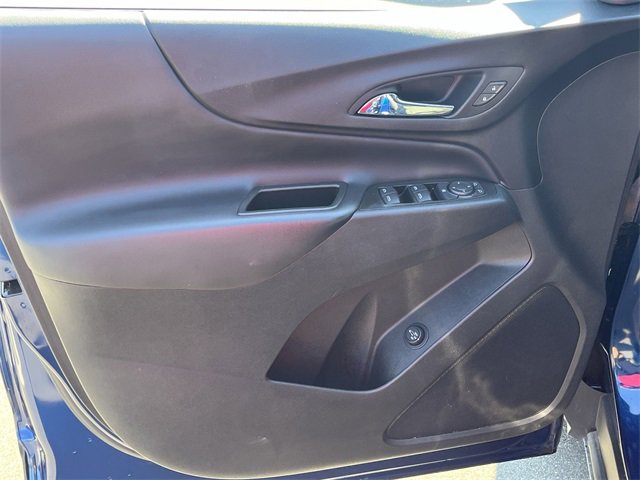 Used 2022 Chevrolet Equinox LT image 19