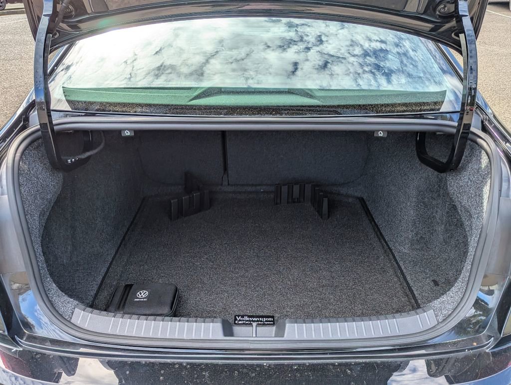 Used 2021 Volkswagen Jetta S w/ Driver Assistance Package FWD image 26