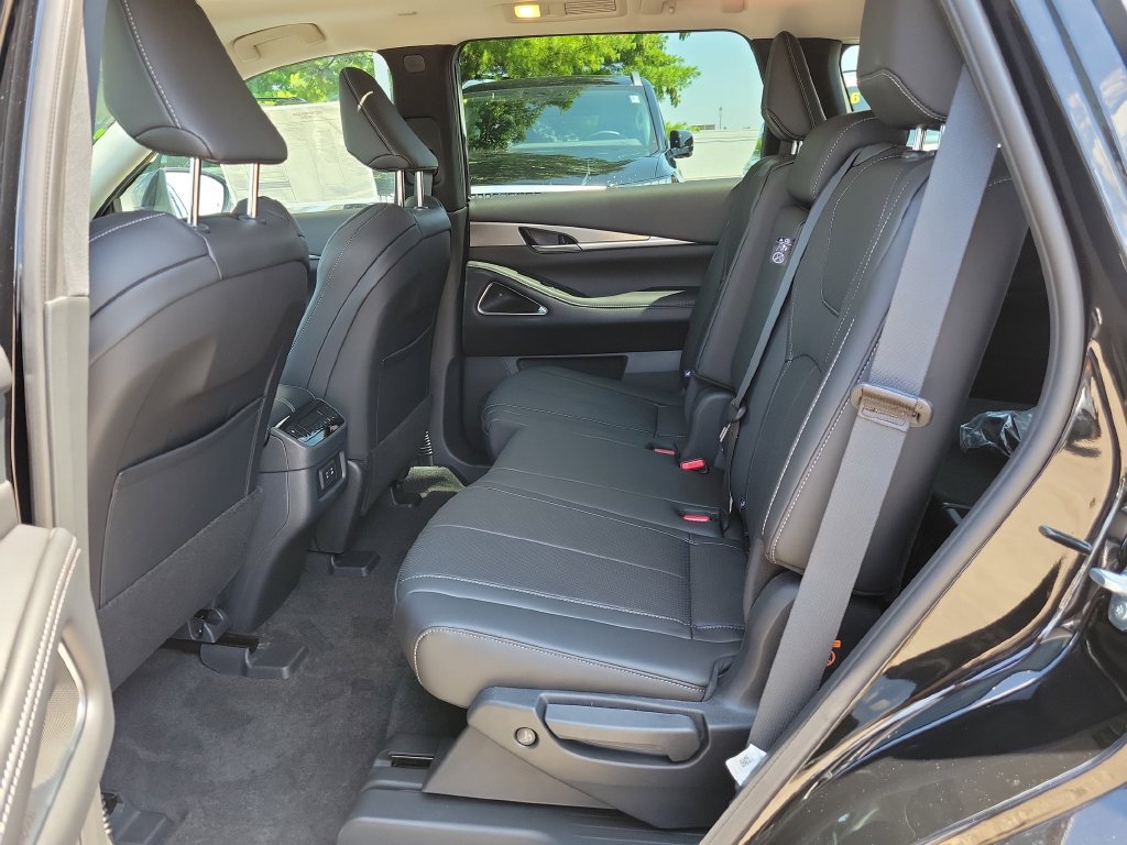 New 2027 INFINITI QX60 Luxe w/ Cargo Package AWD/4WD image 15