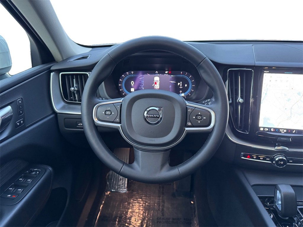 Certified 2023 Volvo XC60 B5 Core image 13