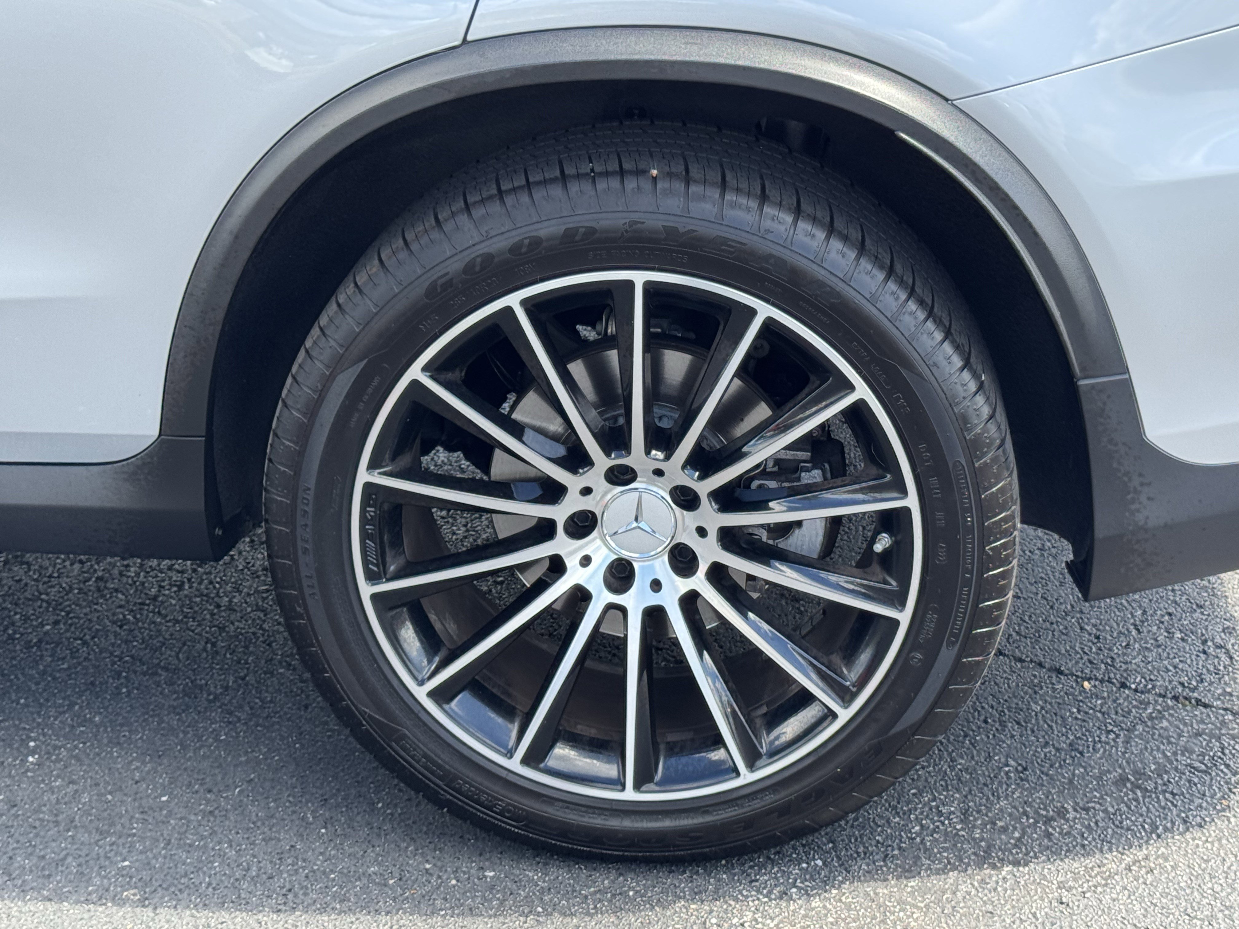 Used 2018 Mercedes-Benz GLC 43 AMG 4MATIC image 43