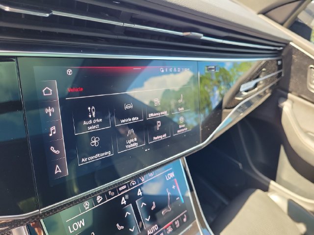 Used 2023 Audi SQ8 Prestige w/ Prestige Package AWD/4WD image 28